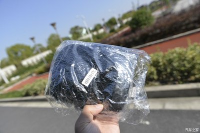 很多人挤破头想登上TVB那艘老邮轮