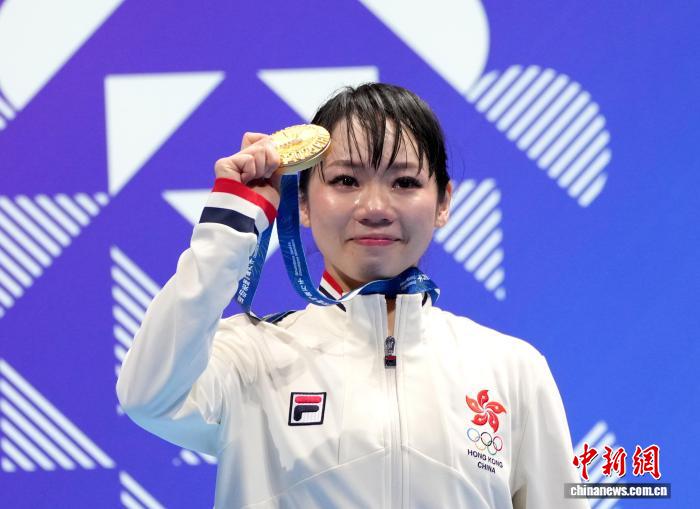成都世运会空手道女子个人型冠军：香港选手刘