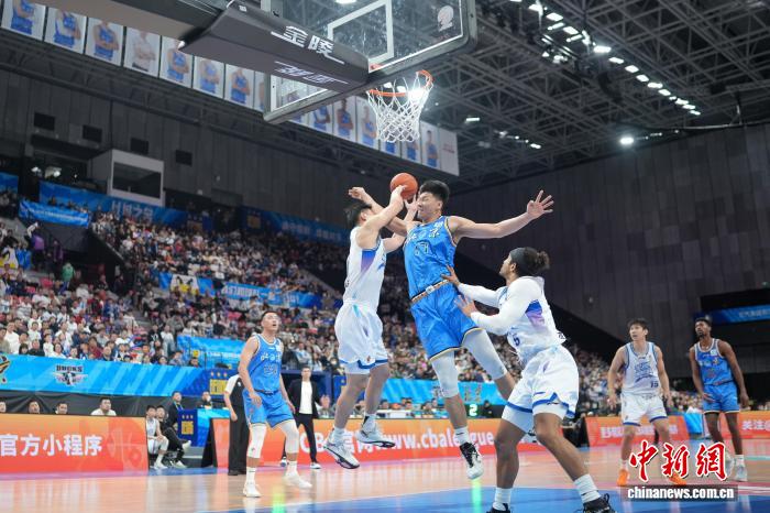 CBA常规赛第14-16轮：广厦三连胜登顶，江苏队三连