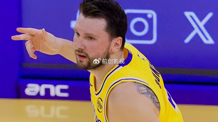 东契奇狂砍51分创湖人队史三分纪录