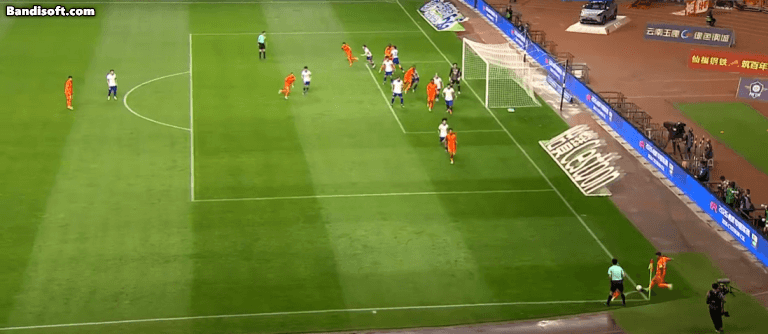 山东泰山客场惨败云南玉昆 红牌谢文能成关键转