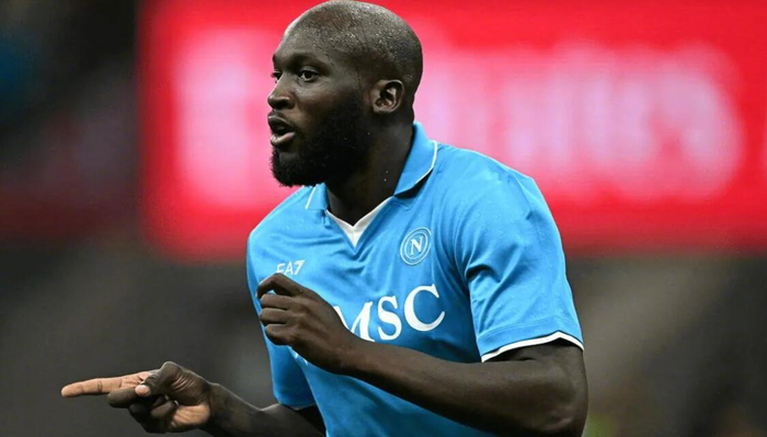 卢卡库今夏或离队加盟米兰 与那不勒斯矛盾成关